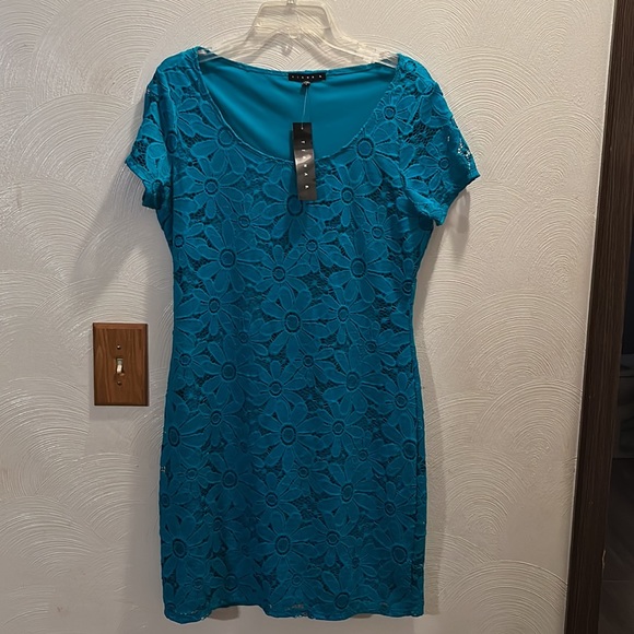 Tiana B. Dresses & Skirts - NWT Tiana B. Turquoise Lace Sheath Dress. Size Large. Fully lined except sleeves